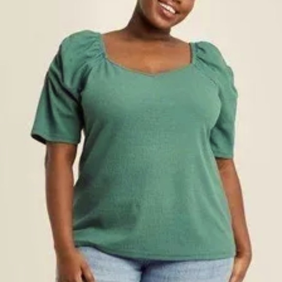 Ava & Viv Tops - NWT Ava & Viv Green Elbow Sleeve Top, Size 4X (28/30)